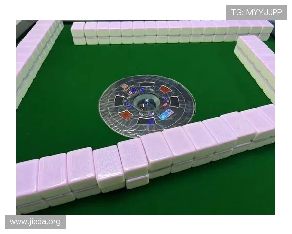 二人麻将在线玩操作简便适合新手快速上手体验棋牌乐趣